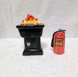 BBQ and fire extinguisher salt and pepper shaker. VINTAGE.